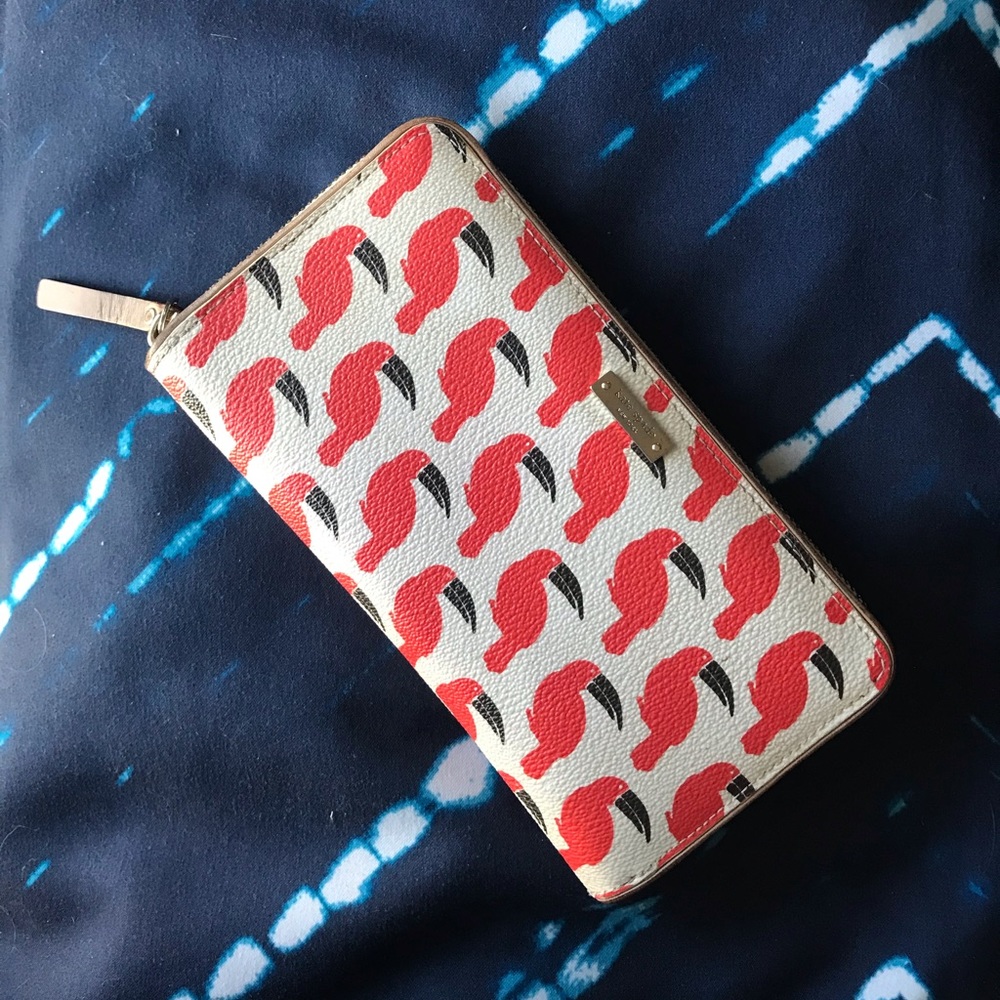 Kate Spade zip-around wallet - Picture 1 of 6